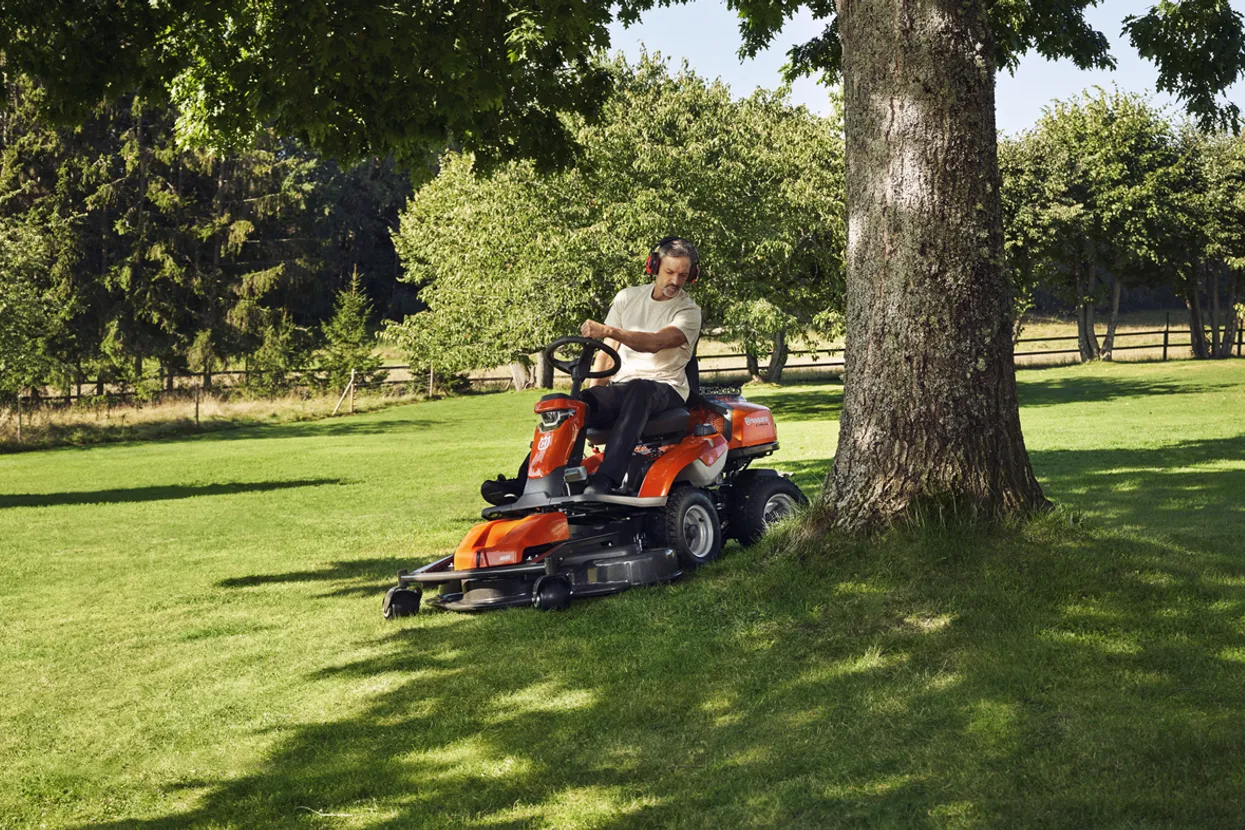 Husqvarna R316TX-CC103 Ride-on Front Mower