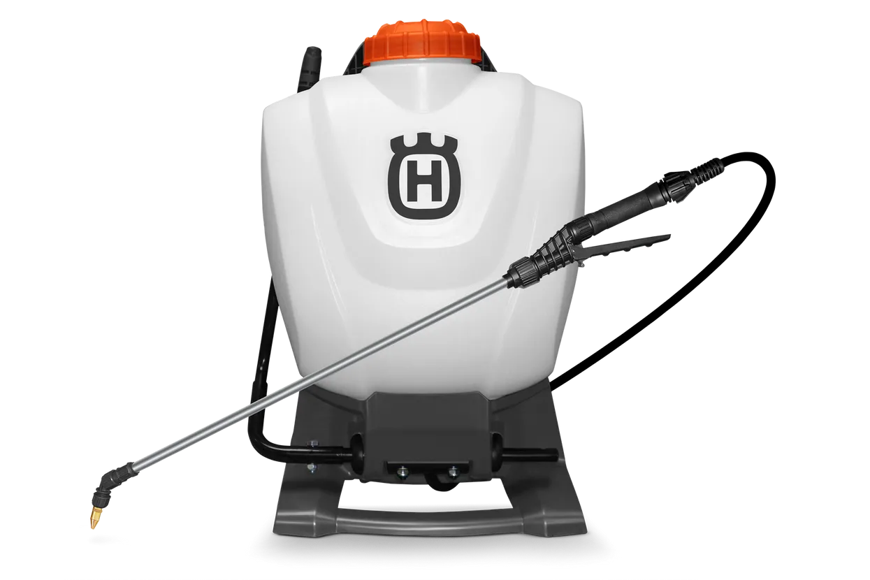 Husqvarna 15 Litre manual backpack sprayer