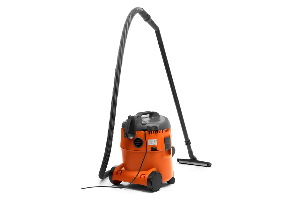 Husqvarna WDC220 Vacuum Cleaner