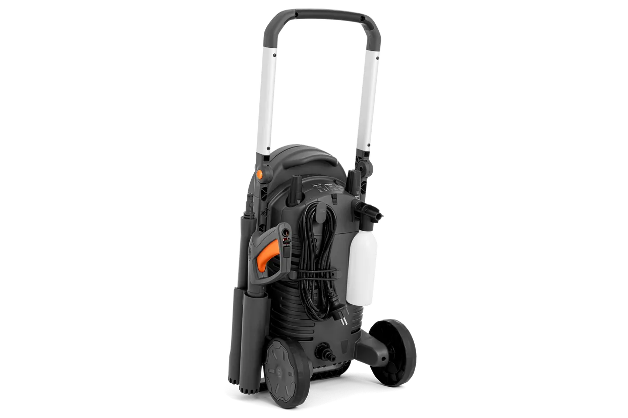 Husqvarna PW240 pressure washer