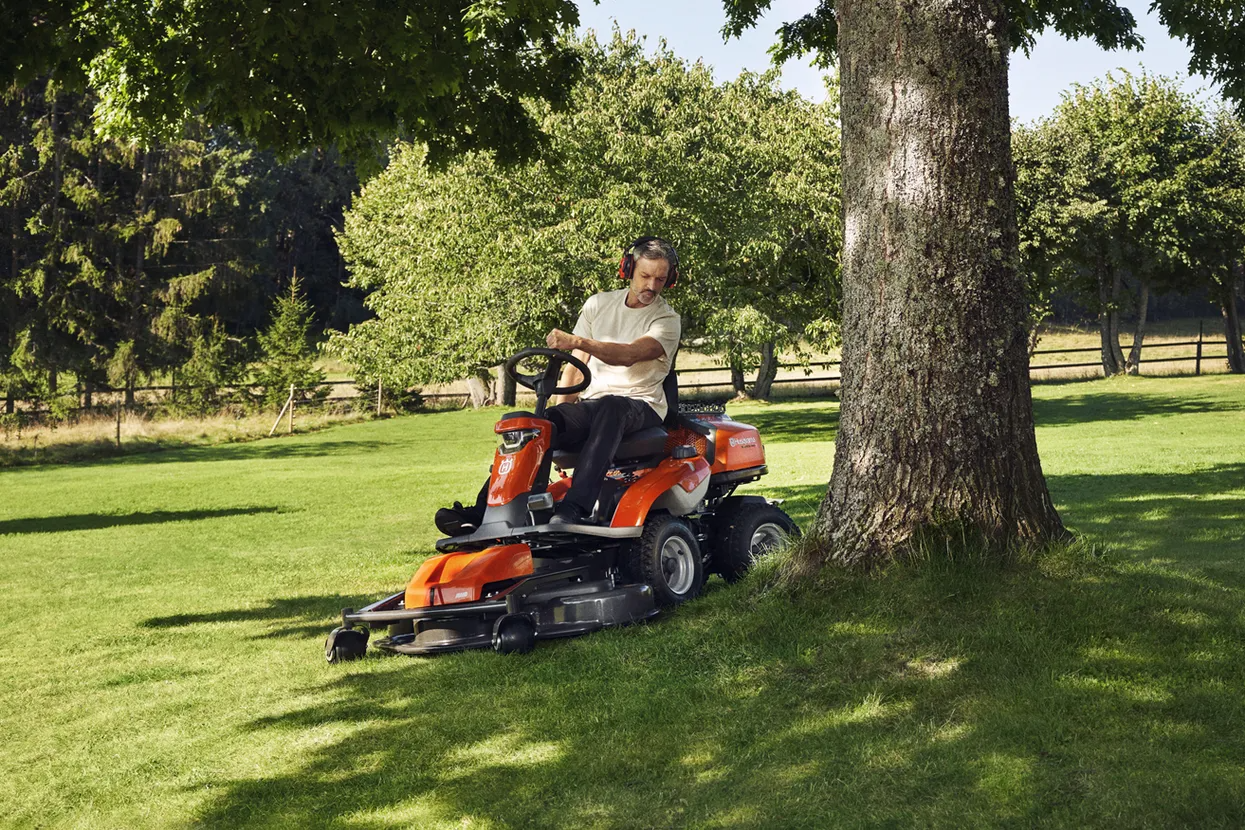 Husqvarna R316TsXAWD-CC112 Ride-on Front Mower